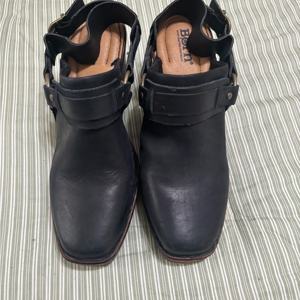 Born Black Leather Women's Glogs - Picture 2 of 5